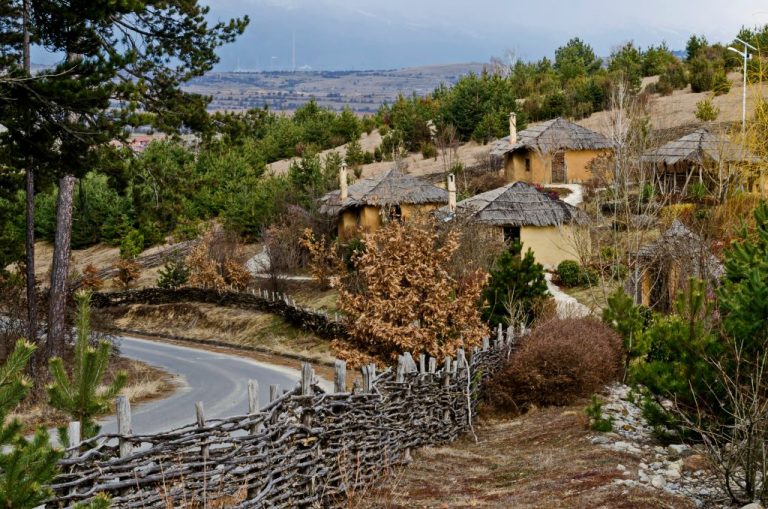 PARCUL TOPOLNITSA – COLTUL NECUNOSCUT PENTRU PLIMBARI IN TRECUT